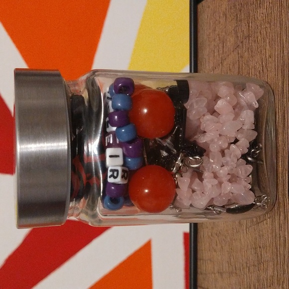 Alt/emo Jewelry Jar - Picture 3 of 5